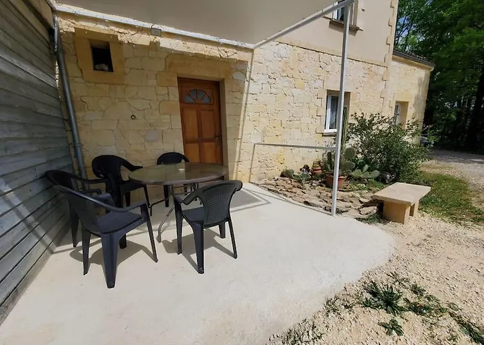 Appartement Avec Exterieur Proche De Sarlat